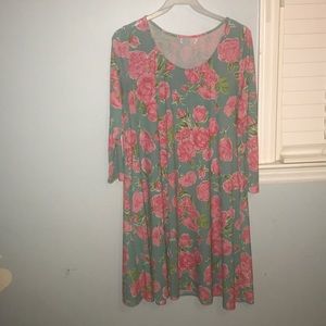 dazzle up size medium dress, barely worn.
